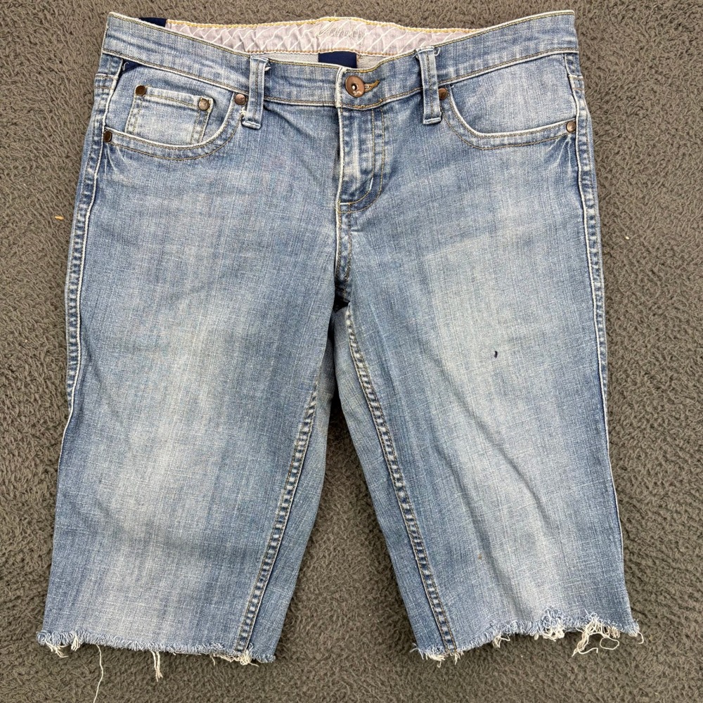 Vanity Womens Denim Bermuda Shorts Light‎ Wash Raw Hem Cutoff Size 30 067-262V1